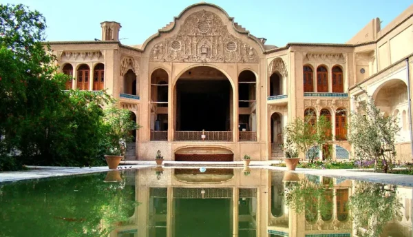 بلیط خانه بروجردی کاشان